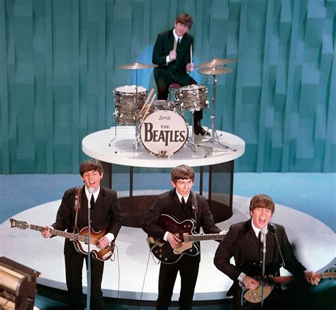 Beatlemania Hits Ny The Beatles Appear On The Ed Sullivan Show In