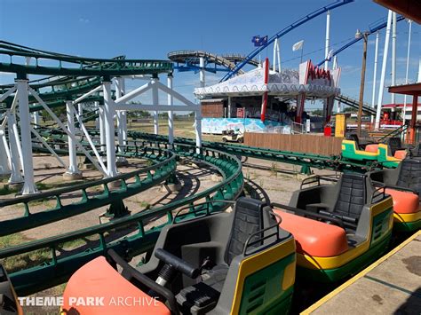 Hornet At Wonderland Amusement Park Theme Park Archive