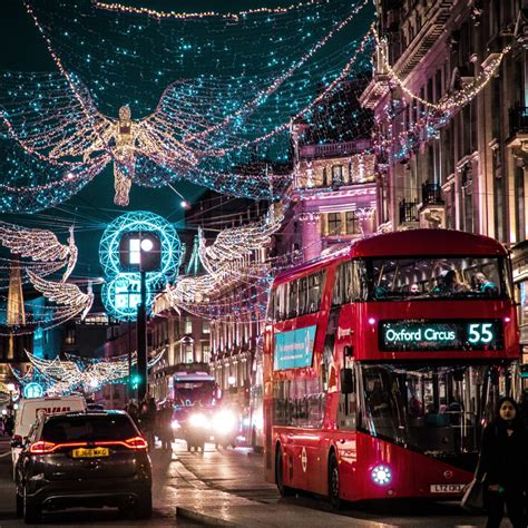 16 Ways To Celebrate Christmas In The British Tradition Anago Marketing