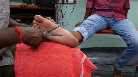 Awesome Scissor Foot Massage Asmr Relaxing Feet Massagefor Sleep