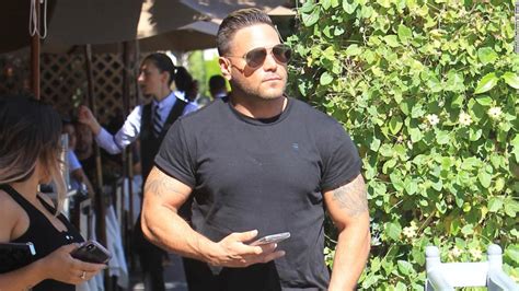 Ronnie Ortiz Magro From Jersey Shore Arrested Cnn