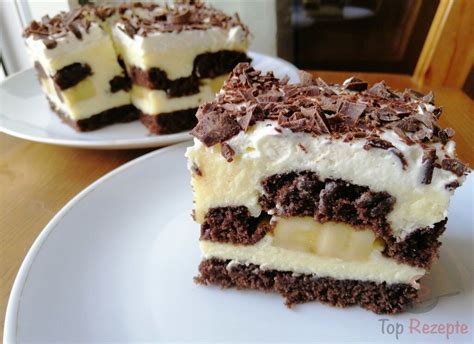 Teig auf ein gefettetes, tiefes blech geben (oder backpapier verwenden),. Schoko-Creme-Schnitten mit versunkenen Bananen | Top ...
