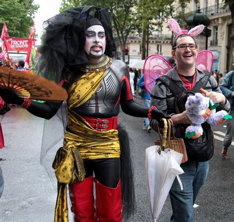 Marche Des Fiert S Lesbiennes Gaies Bi Trans Paris