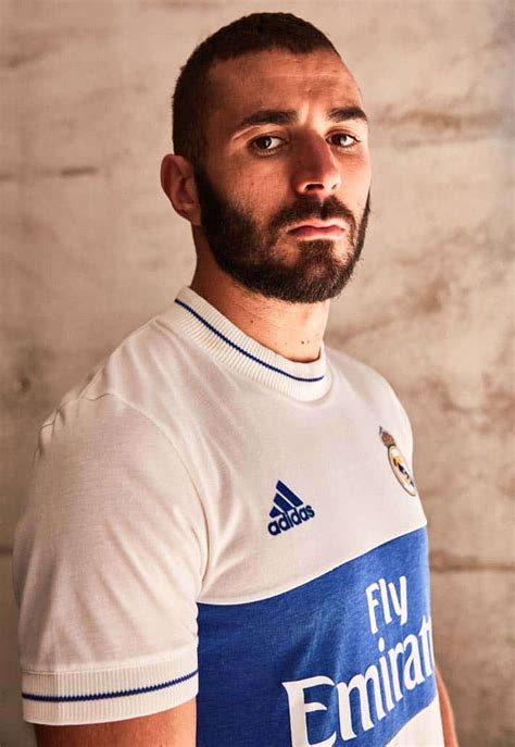 Puma and our third party partners use cookies and related technologies to improve and customize the browsing experience for optimized ad delivery, social media . adidas lance un maillot de foot lifestyle "Icon Jersey" du ...
