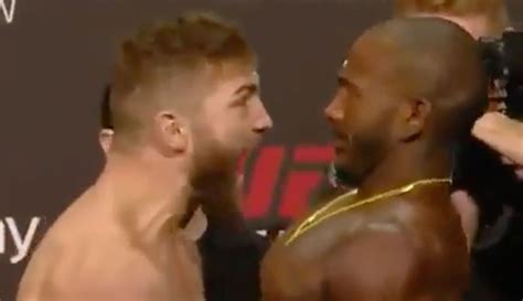 Ufc Fighter Tries To Scare Opponent By Screaming In His Face