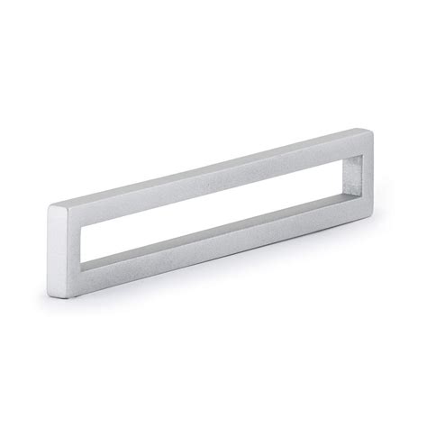 With its clean lines, this richelieu practical wire pull will give your kitchen and bathroom cabinets a modern look. Richelieu Hardware Contemporary 6-5/16 in. (160 mm) Matte ...