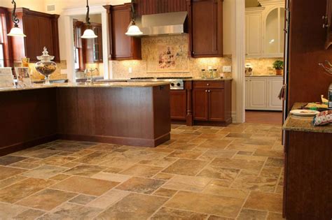 Kitchen floors must withstand frequent foot traffic, dropped dishes and utensils, and spills galore. Scabos French Pattern Travertine | Fuda Tile