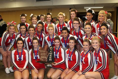 Horlick Cheer And Stunt Team Wins State National Titles A