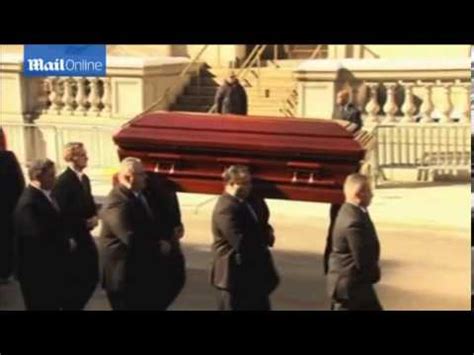 Robert duvall john cazale troy donahue talia shire. John Cazale Funeral - Head of MI6 attends funeral of spy ...