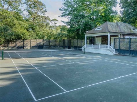Cost of tennis court can range from $18,200 to $20,200* 9 key factors to consider. 2020 Tennis Court Cost | Cost To Resurface A Tennis Court