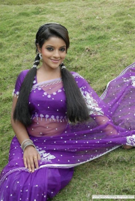 Tamil Actress Padmini Cute Saree Show Picture Gallery World Of Actors