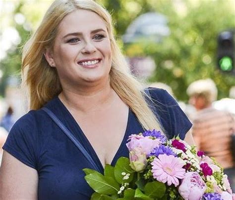 Należy do nich elżbieta romanowska, aktorka komedii romantycznych, znana z wiecznego relacjonowania swego procesu odchudzania, na której résumé możemy znaleźć już m.in. Aktorka Elżbieta Romanowska będzie gościem kołobrzeskiej ...