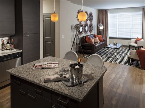 Avant Luxury Dallas Design District Apartments | DFW Apartment Nerdz