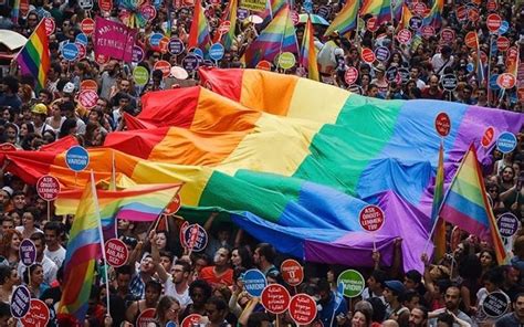 Police Break Up Istanbul Gay Pride Parade The Times Of Israel