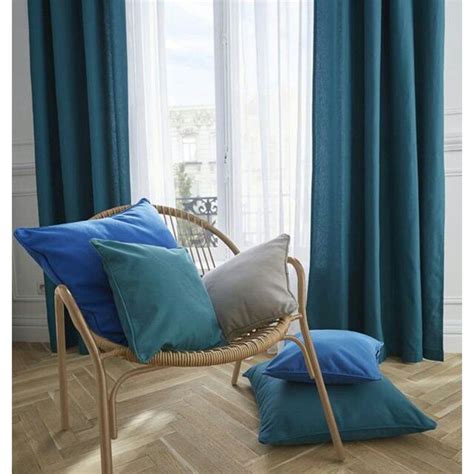 Ce lot de 2 rideaux à oeillets curty est 100% polyester, fibre textile synthétique la plus utilisée au monde. Rideaux bleu canard | Chambres bleu canard | Pinterest