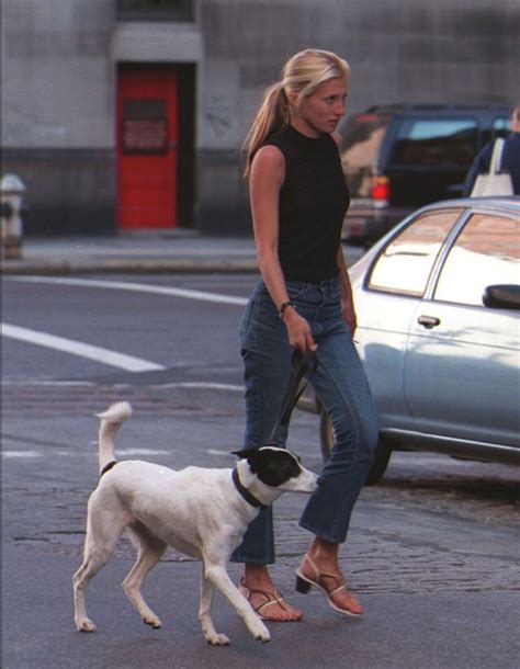 pin by andrea callis on outfit carolyn bessette kennedy style carolyn bessette kennedy style
