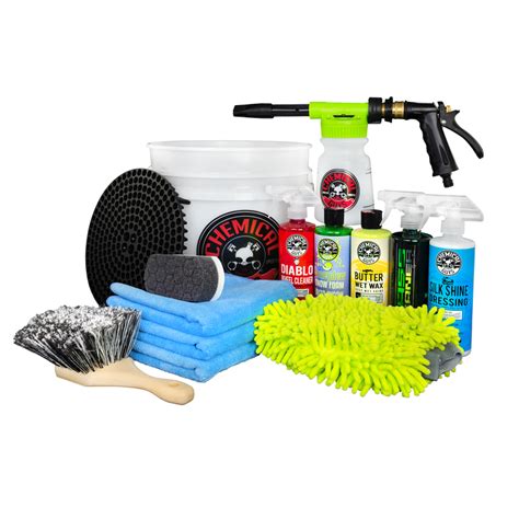 Top 3 Best Car Detailing Kits