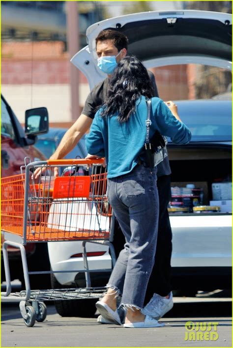 Camila revealed everything we needed to know about her relationship with grayson vaughan when she wished him a happy 29th birthday on thursday, oct. Camila Mendes Runs a Few Errands with New Boyfriend ...
