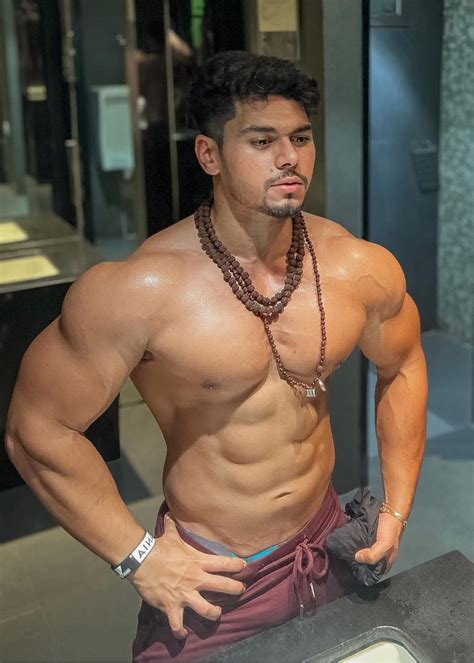 Mikey Mike On Twitter Rt Musclesf Hunky Gorgeous Pranav Raj