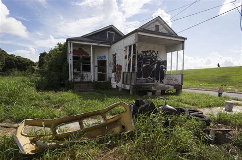 Hurricane Katrina 10 Years Later What We Know About Victims Health