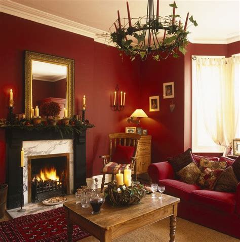 This Living Room Has Used The Colour Red To Create An Eye Catching Look
