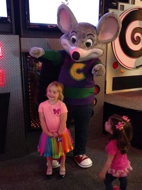 Pin By Brittany Coleman On Chuck E Cheeses Chuck E Cheese Mascot