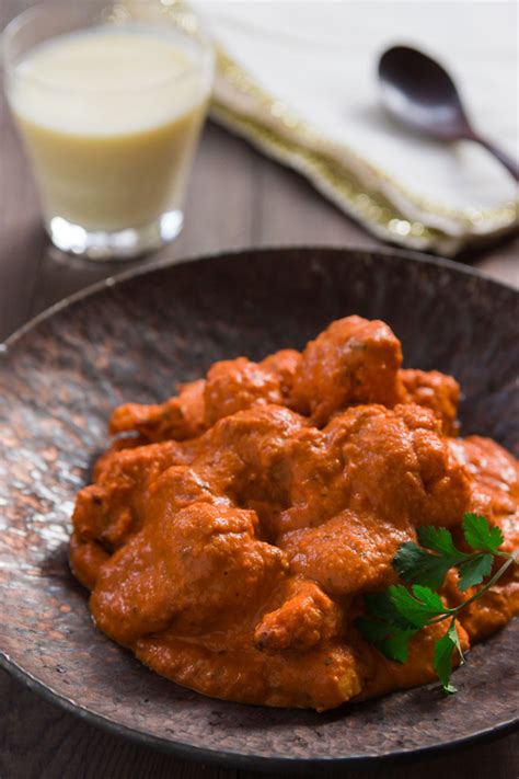 My authentic butter chicken recipe includes a secret that takes the mystery out of cooking indian food at home. Sweet Butter Chicken Indian Recipe - Easy Indian Butter Chicken Recipe Foodiecrush / Butter ...