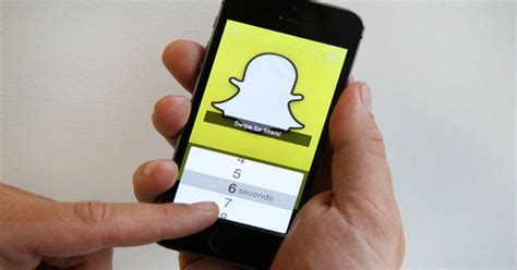 the snappening hackers leak 100 000s of nude images from snapchat online daily star