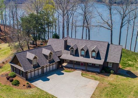 Gorgeous Waterfront Home Just Listed By The Vining Group Breathtaking