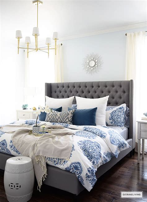 I love grey and white bedroom decor. SHOP MY BEDROOM - CITRINELIVING