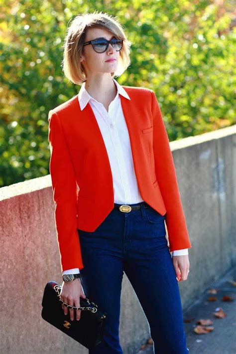 Red Outfits For Women-18 Chic Ways To Wear Red Outfits