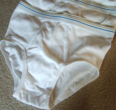 White Stain On Underwear Male White Liquid Discharge That Is Odorless