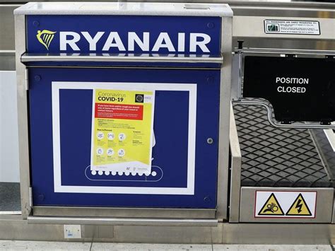 Four Out Of Five Ryanair Passengers Still Waiting For Refunds Survey