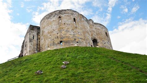 The BEST Clifford's Tower Churches & Cathedrals 2022 - FREE ...