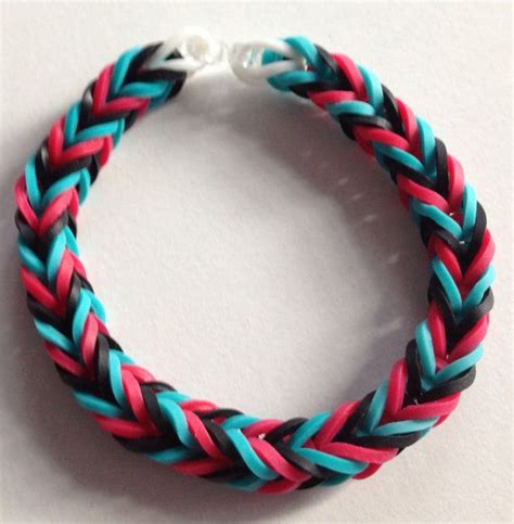 With the simple steps that we provide you friendship bracelets made with rubber bands. 83 best Rubber Band Bracelets images on Pinterest