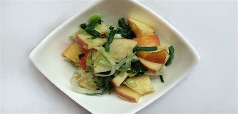 Rezept Des Monats Apfel Lauch Salat Aroma Obst Gmbh