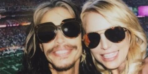 britney spears and steven tyler reunite at the super bowl 14 years later huffpost