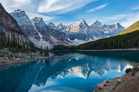 Valley Of The Ten Peaks Canada Unique Places In The World To Visit