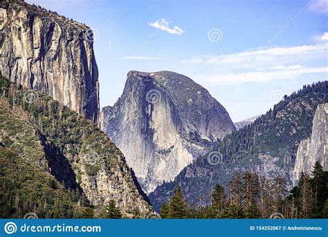 view-towards-half-dome-el-capitan-visible-on-the-left