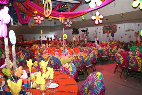 There are 440 1970 theme party for sale on etsy, and they cost $8.51 on average. Your Wedding Support: GET THE LOOK - 'Flower Power ...