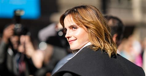 emma watson s pixie haircut is a major harry potter throwback