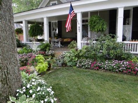 Summer porch and shade plants | Outdoor Decorating and Fun ... Your front yard, regardless of its size, plays an important role in your home's overall curb appeal.