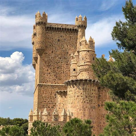 Spain Getaways Castle Of Guadamur In Toledo Galiciastyle