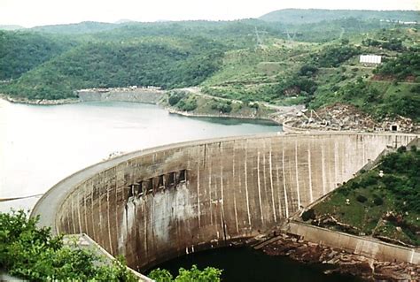 Kariba Dam Created The Kariba Lake Between 1958 And 1963 It Holds The