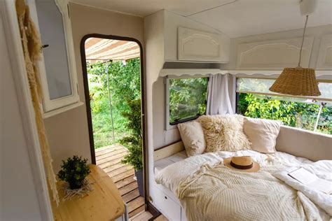 Rv Remodel Ideas 23 Ways To Upgrade Your Camper Extra Space Storage