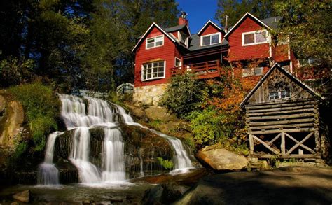 Waterfall House Hd Wallpaper Waterfall House House In Nature