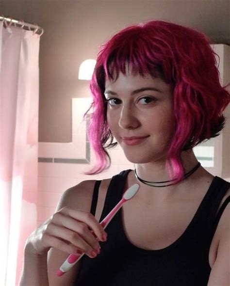 Ramona Flowers Haircut And Hairstyles 20 Real Life Photos Dr Hairstyle