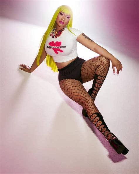 Nicki Minaj Showcases New Heaven By Marc Jacobs Collection Complex