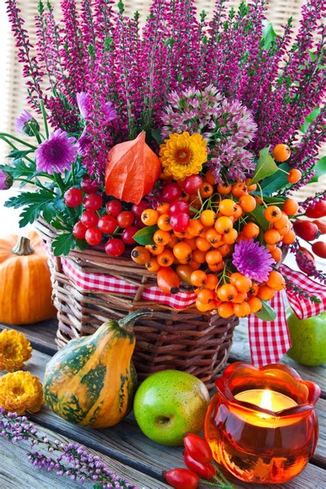 Wie schön ist die herbstliche dekoration im garten? Dekorieren im Herbst mit Materialien aus der Natur