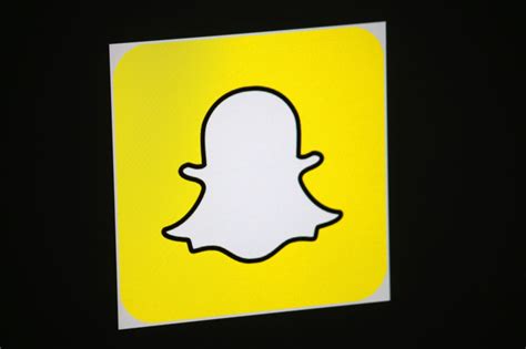 A Quick Guide To Snapchat S Newest Features Vox